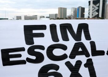 Vereadores fazem “protocolaço” de projetos pelo fim da escala 6×1