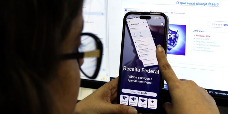 A uma semana do fim do prazo, mais de 30 mi enviaram declaração do IR