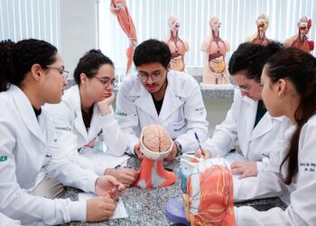Medicina em Jaú atrai estudantes por transferência externa e nova graduação